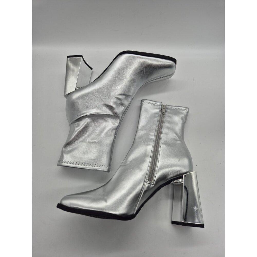 Gianni Bini Women's Boots Size 7.5 Silver Mirror Block Heel Square Toe (507)